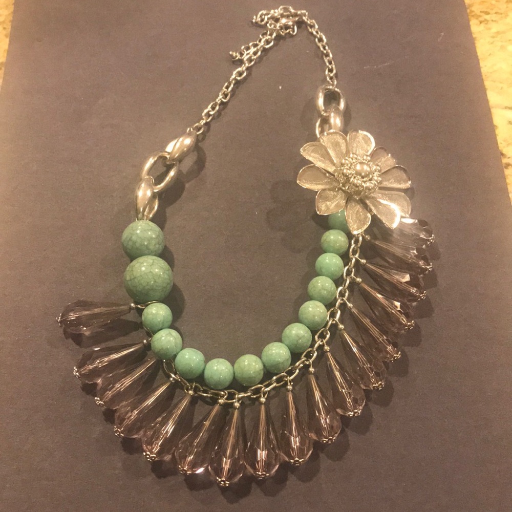 3/$30 Beautiful necklace